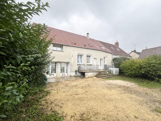 Maison de village avec volumes !