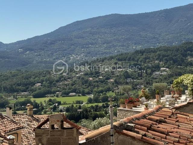 Maison de village avec 2 logements indépendants – Idéal investissement ou premier achat