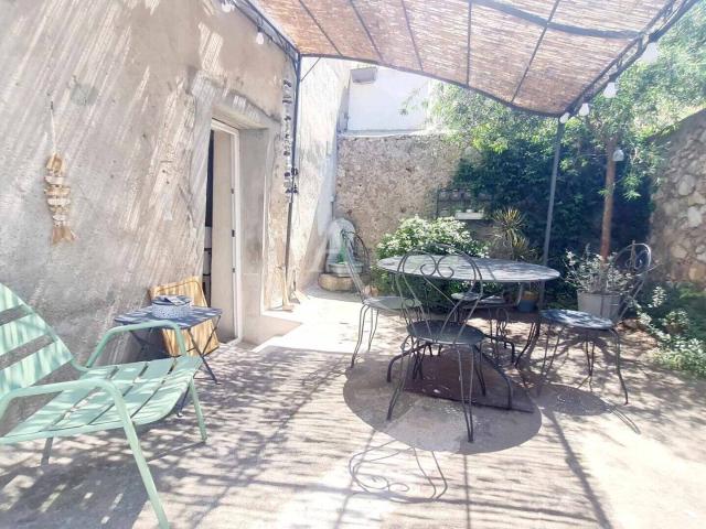 Maison de village Balaruc Les Bains 5 pièce s 96 m2 avec extér