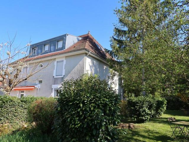 Maison de village Besancon 9 pièce s 222 m2