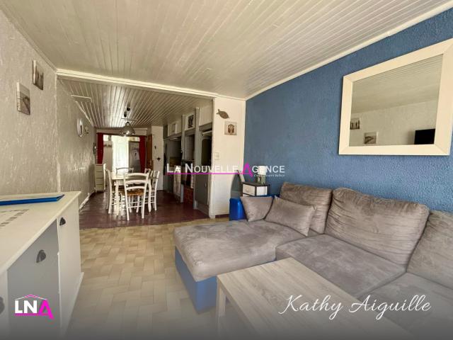 MAISON DE VILLAGE COMPOSEE DE 2 APPARTEMENTS