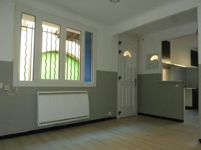 MAISON DE VILLAGE CORNEILHAN
