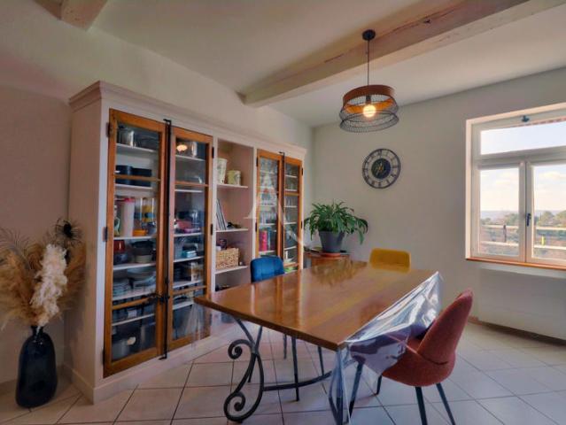 MAISON DE VILLAGE COUP DE COEUR, RÉNOVÉE 114M2