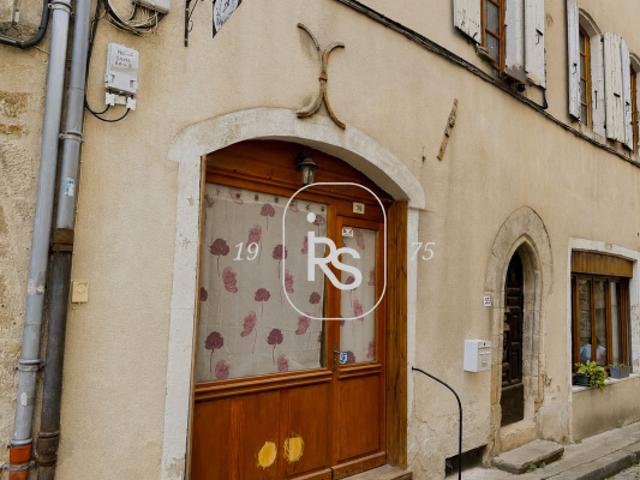 Maison de village de 101 m2 habitables dont une chambre indé