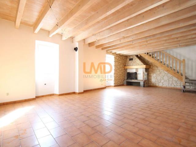 Maison de village de 108m², Saint André de Cruzières 07460