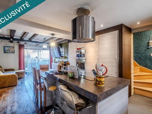 Maison de village rénovée avec terrasse et studio indépendant