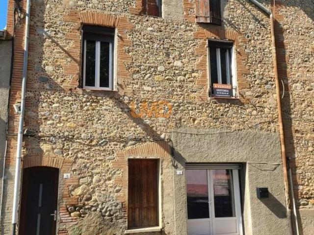 Maison de village de 120 m2 habitable environ sur 3 niveaux de 7