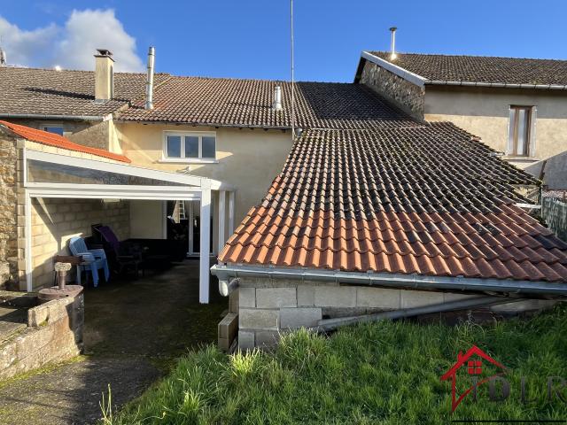 Maison de village de 148m2 habitable terrain 1386m2