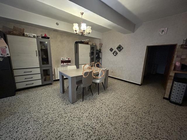 Maison de village de type P5 avec terrasse