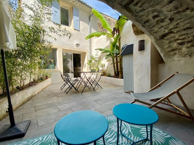 Maison de village de charme avec terrasse à Grignan