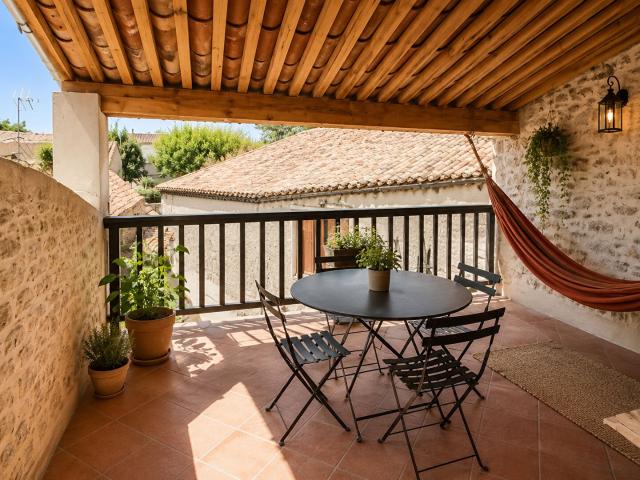 Maison de village du 16eme siècle, 6 pièces d'environ155m2 a. 155m² Carcassonne