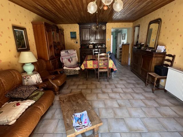 Maison de village en investissement locatif à SAISIR
