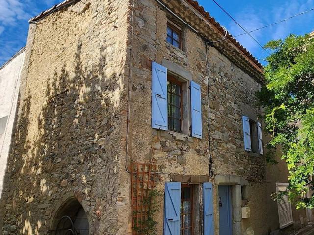 Maison de village en parfait état et caractère