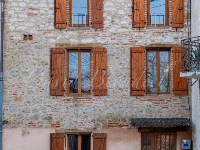 Maison de village en pierre 103m2 BRIATEXTE