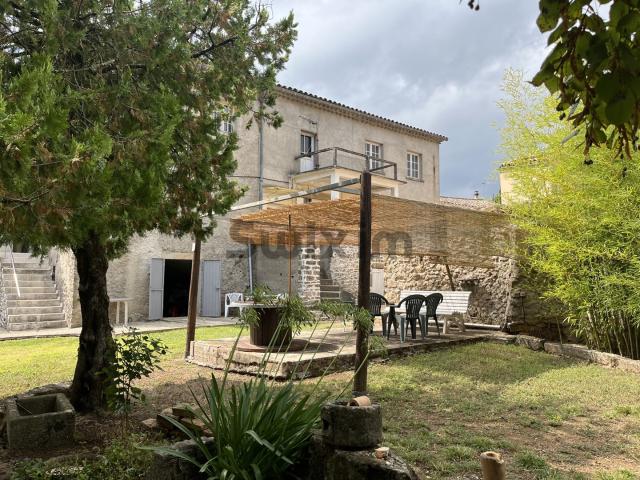 Maison de Village en pierre