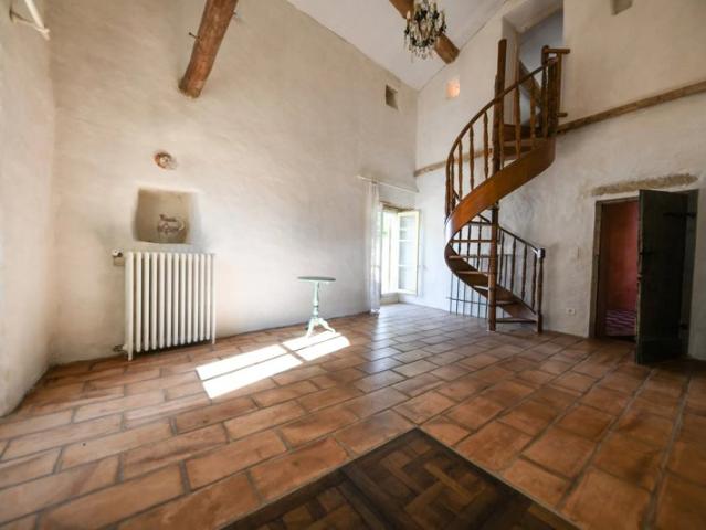 Maison de village en pierre