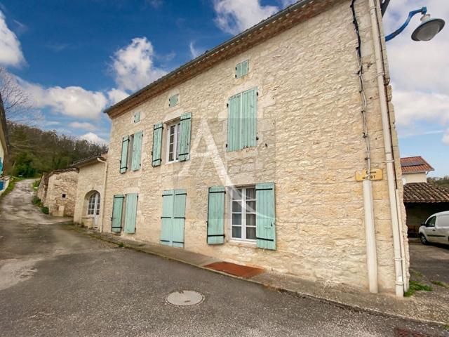 Maison de village en pierre