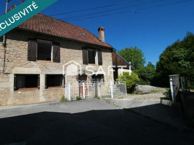 Maison de village en pierre