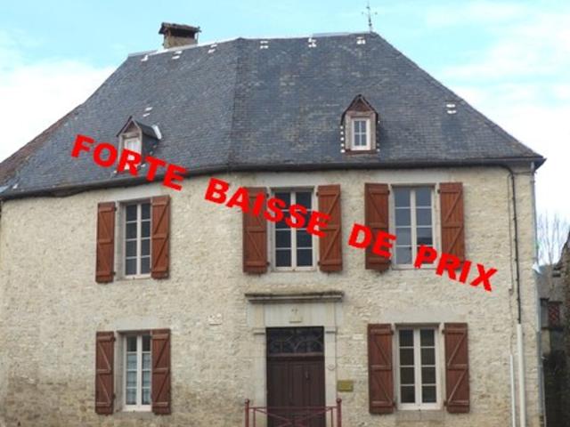 MAISON DE VILLAGE EN PIERRES AVEC LOCAL PROFESSIONNEL ET HAB