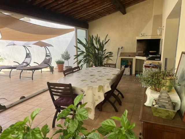 Maison de village entièrement rénovée T6
