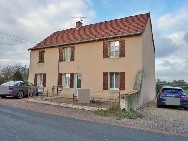 Maison de Village Entre Marcigny et Le Donjon