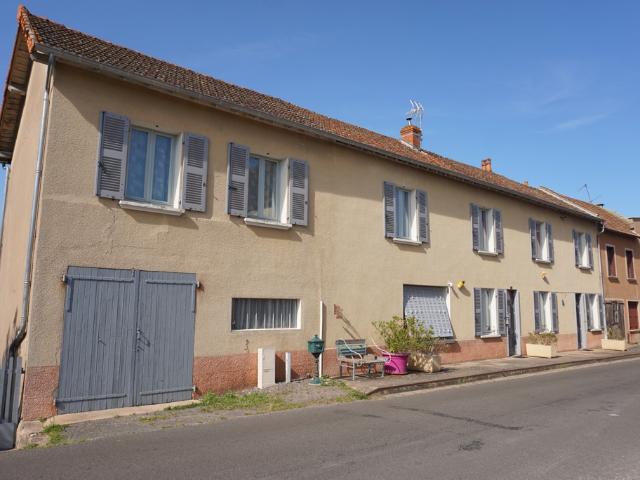 Maison de village entre Marcigny et Le Donjon