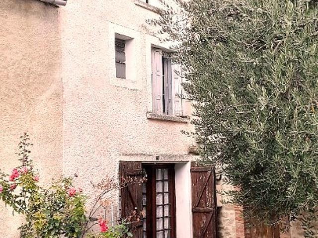 Maison de Village et grange HAUTE VALLEE