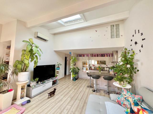 Maison de village, Fréjus Centre Historique, très bon état g. 72m² Fréjus