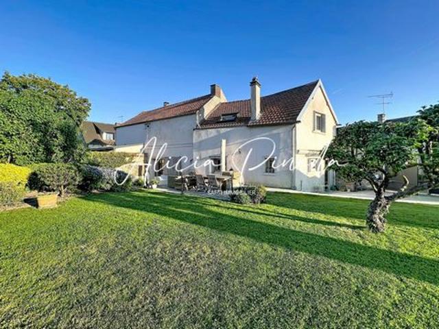 Maison de village individuelle Crespières