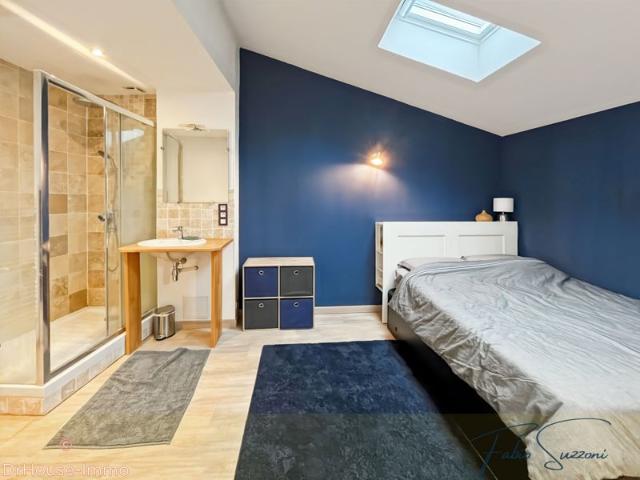 Maison de village lumineuse – 3 chambres – garage – calme