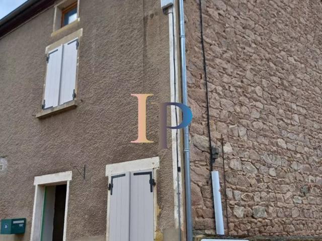 MAISON DE VILLAGE MITOYENNE