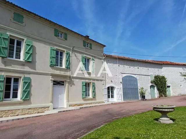 Maison de village proche de VILLEFAGNAN