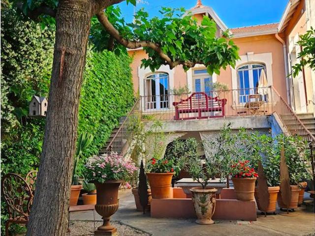 maison de village rénové de 230,63m2 253m² Saint Andiol
