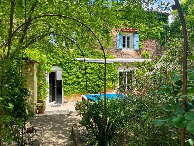 Maison de village rénovée avec jardin attenant 170m² Valence sur Baïse