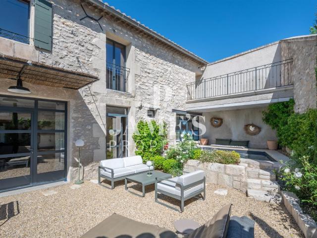 Maison de village rénovée avec piscine Saint Rémy de Prove. 215m² Saint Rémy de Provence