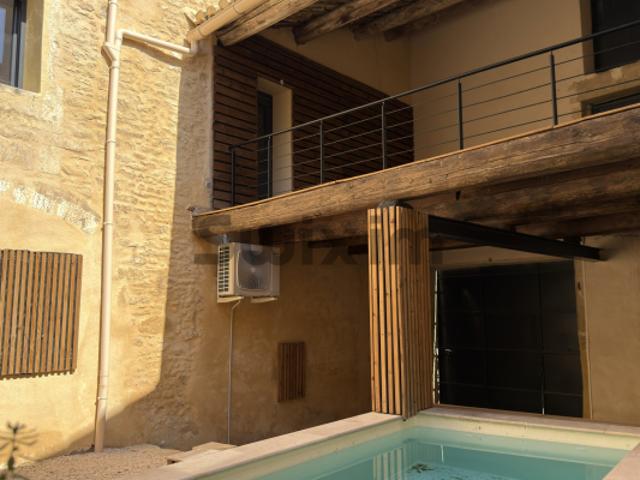 Maison de village rénovée à deux pas des commerces