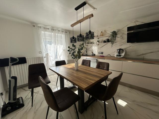 Maison de village rénovée à vendre ALSTING