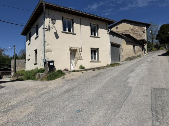 Maison de village rénovée LOYES 01800 3 chambres
