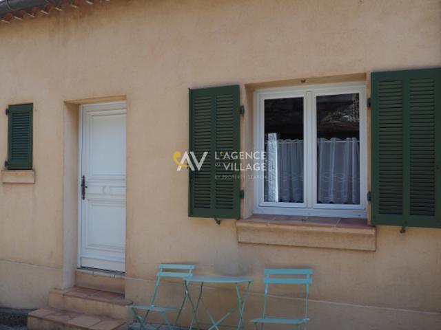 Maison de village rénovée
