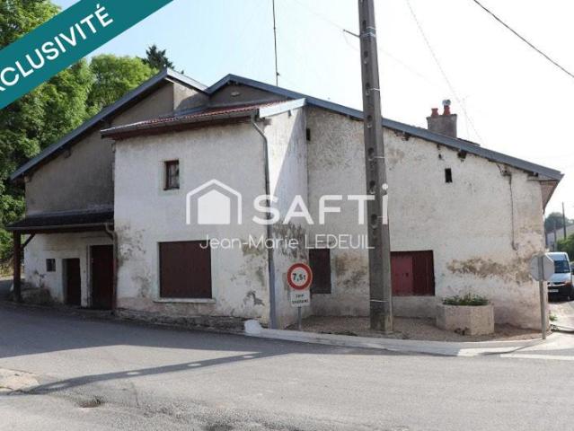 Maison de village sans jardin à rénover