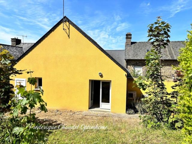 Maison de village SAINT DENIS DE GASTINES 53