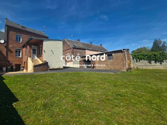 Maison de village semi individuelle, 4 chambres, jardin, garage