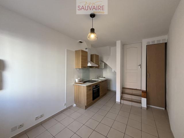 Maison de village sur deux étages