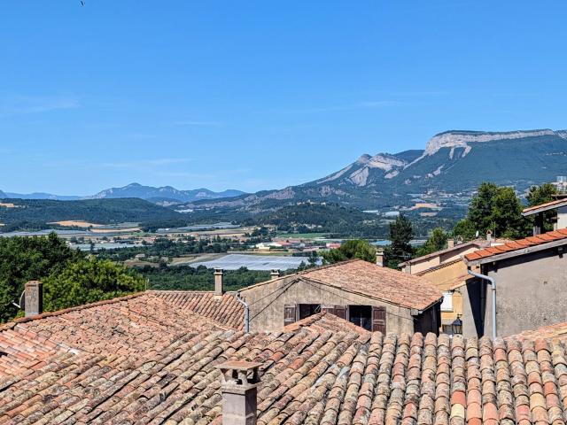Maison de village sur la commune de claret 123m² Claret