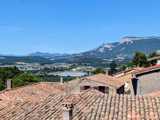 Maison de village sur la commune de claret
