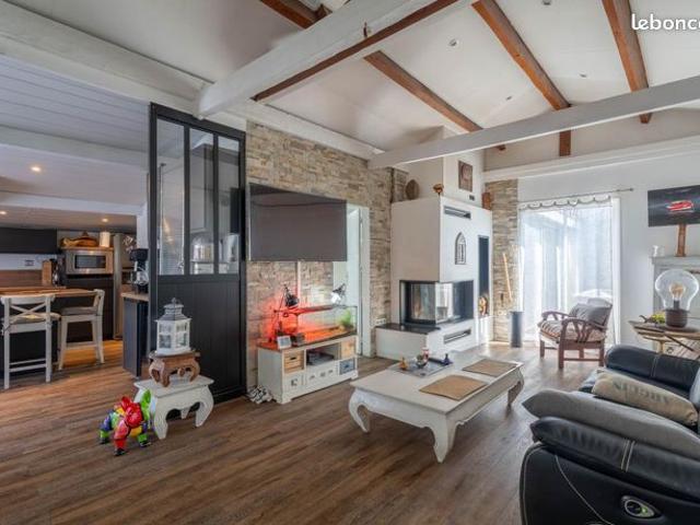 Maison 3 pièces 94 m²