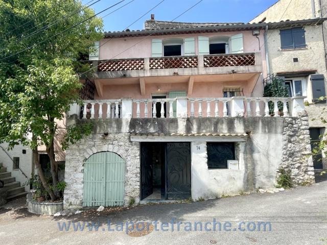 Maison de ville 100 M2 terrasses + terrain 60 M2 99m² La Colle sur Loup