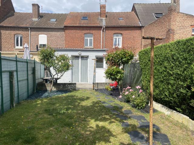 Maison de ville 100m2 habitables avec jardin