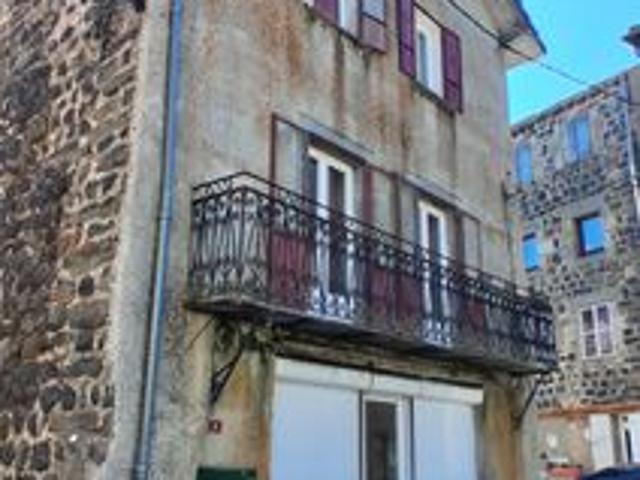 Maison de ville 10 pièces 144 m²