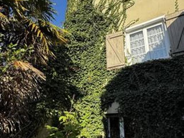 Maison de ville 10 pièces 170 m²
